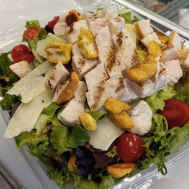 Ja'Crispy Honey Mustard Chicken Salad.